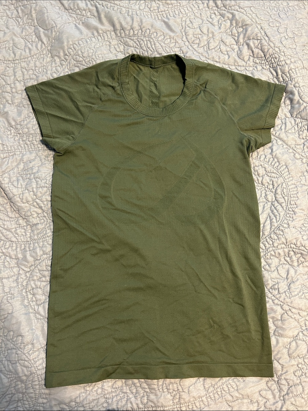 CRZ Yoga Olive Green Medium Athletic Short Sleeve